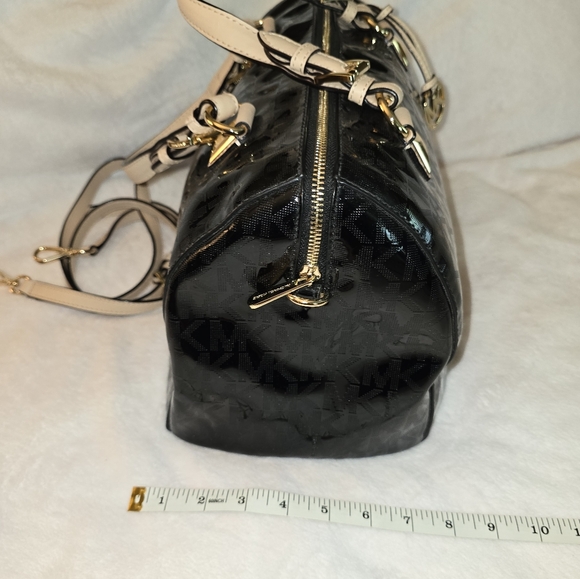 Michael Kors Handbag - Picture 3 of 5